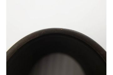 金岡宗幸　砂張(サハリ)　七宝模様がアクセントの重厚感ある蓋置(花押、茶道具、煎茶道具、茶器、鵬雲斎書付き、共布付き、共箱付き)(R-079430)