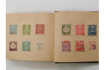 戦前〜戦後　小判切手・中国・満州・煙草・印紙・エンタイヤなど　切手帳(使用済み切手、切手帖、文化切手、記念郵便切手、外国、鉄道、日清戦争、日露大戦、大東亜戦争、明治天皇、大正天皇、電信、証券、国税調査、赤十字、国立公園、体育大会、年賀)(R-079431)