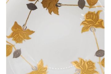 大倉陶園(OKURA、OAC)　 金蝕バラ　気品漂うボウル(手描き、ディッシュ、ローズ、バラ、深皿、大皿、フルーツ皿、コンポート、菓子鉢、洋食器)(R-079436)