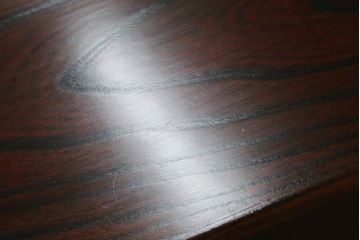 中古　美品!!　岩谷堂箪笥　漆塗り　力強い杢目と重厚感ある金具が魅力の整理箪笥(和たんす、衣装タンス、収納箪笥、引き出し、サイドチェスト、サイドボード)(R-079439)