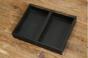 中古　美品　飛騨産業　キツツキ　PROVINCIAL(プロヴィンシャル・プロビンシャル)シリーズ　中央に引き出しが9杯付いた個性的なデザインが目を引く飾り棚(茶棚、オープンラック、ディスプレイラック、オープンシェルフ、ブックシェルフ、本棚、書棚、収納棚、戸棚)(R-079441)