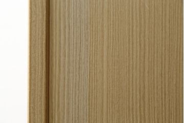 中古　美品　伝統工芸士　東樹義明作　久光刻　可憐な草花の彫刻をあしらった金具が目を引く小振りな加茂総桐箪笥(板盆付き、胴厚、総桐たんす、着物箪笥、和たんす)(R-079444)