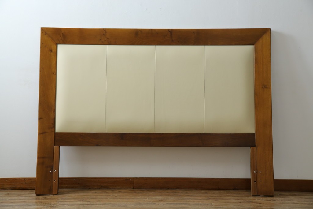 中古　スペイン製　バロッサバレンティ(VARO,S.A. VALENTI)　シモンズ(SIMMONS)　ボックススプリングベッド　ナチュラルモダンデザインでお部屋に取り入れやすいダブルサイズのベッドフレーム　(R-079445)