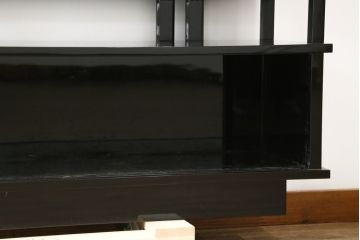 和製ビンテージ　漆芸家・東端真筰作　椿露草　蒔絵の繊細な美しさが感じられる漆塗りの飾り棚(茶棚、収納棚、戸棚、ヴィンテージ)(定価約400万円)(R-079449)