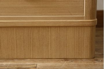 中古　美品　国産　職人手造り　繊細で美しい金具が品の良さを高める総桐箪笥(桐たんす、整理箪笥、和タンス、着物箪笥、衣装箪笥、収納たんす、引き出し、衣装盆)(R-079451)