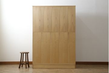 中古　美品　国産　職人手造り　繊細で美しい金具が品の良さを高める総桐箪笥(桐たんす、整理箪笥、和タンス、着物箪笥、衣装箪笥、収納たんす、引き出し、衣装盆)(R-079451)