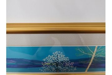真作　1990年　東山魁夷　「清暁」　限定300部のうち第26番　心が澄み渡るような色彩が美しいリトグラフ(絵画、風景画、山、湖、樹木、花、版画、壁掛け、額装、タトウ箱付き、発行証付き、落款印、共シール、黄袋付き、外箱付き)(R-079454)