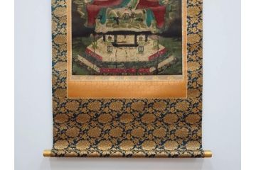 工芸　複製画　神護寺所蔵　国宝　釈迦如来像　第577番　掛軸(第五百七十七番、掛け軸、絹本、仏画、共箱付き、解題、多色コロタイプ印刷、手彩色)(R-079460)　