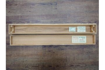 工芸　複製画　神護寺所蔵　国宝　釈迦如来像　第577番　掛軸(第五百七十七番、掛け軸、絹本、仏画、共箱付き、解題、多色コロタイプ印刷、手彩色)(R-079460)　