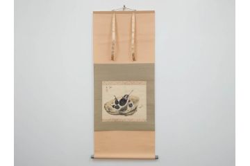小林五浪　「茄子」　掛軸(掛け軸、なす、野菜、バッタ、飛蝗、昆虫、日本画、共箱付き)(R-079464)