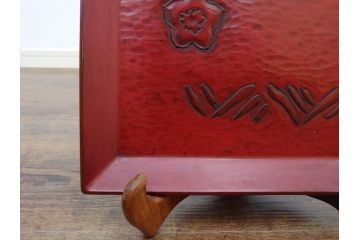 大正〜昭和初期　鎌倉彫　後藤久慶作　木句盆　四方菓子盆　/　博古堂作　長方盆　力強く彫られた味わい深いお盆3点セット(トレイ、トレー、漆器、木製、鳳凰、鳥、花、皿立て付き、共箱付き)(R-079477)
