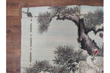 大正〜昭和初期　正絹　色々な用途に応じられる掛袱紗4セット(古布、リメイク、金糸、刺繍、花、菊、和柄、扇、松、ツル、カメ、亀、桐、鳳凰、古裂、服紗、フクサ、ふくさ、帛紗、房付き)(R-079479)