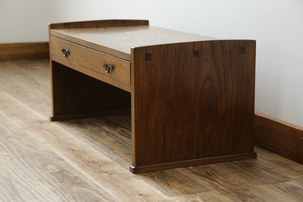 和製アンティーク　総ケヤキ(欅)材　時を経た味わいと力強い杢目が魅力的な文机　(R-079487)