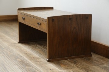 和製アンティーク　総ケヤキ(欅)材　時を経た味わいと力強い杢目が魅力的な文机　(R-079487)