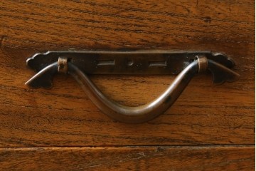 和製アンティーク　総ケヤキ(欅)材　時を経た味わいと力強い杢目が魅力的な文机　(R-079487)