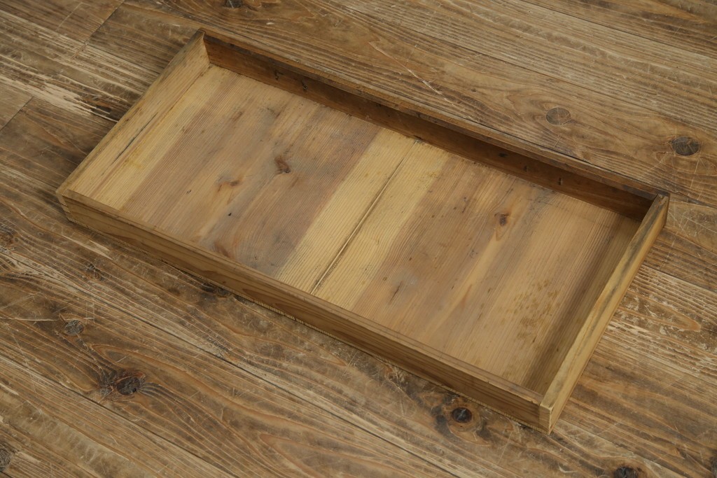 和製アンティーク　総ケヤキ(欅)材　時を経た味わいと力強い杢目が魅力的な文机　(R-079487)