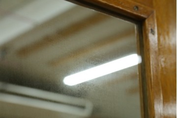 和製ヴィンテージ　上手物!!　ナラ材　上品な意匠が光る着物箪笥　(R-079489)
