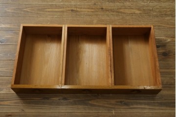 和製ヴィンテージ　上手物!!　ナラ材　上品な意匠が光る着物箪笥　(R-079489)