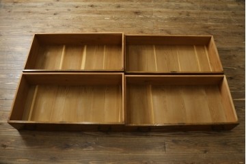 和製ヴィンテージ　上手物!!　ナラ材　上品な意匠が光る着物箪笥　(R-079489)