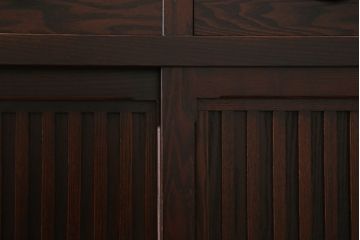 中古　格子デザインが凛とした和を演出する二段重ね水屋箪笥(食器棚、戸棚、収納棚、キャビネット)(R-079490)