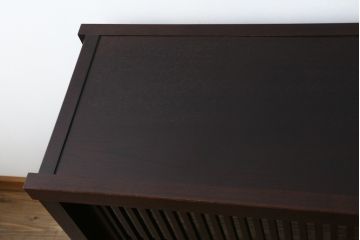 中古　格子デザインが凛とした和を演出する水屋箪笥サイドボード(食器棚、戸棚、収納棚、サイドキャビネット)(R-079491)