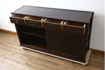 中古　格子デザインが凛とした和を演出する水屋箪笥サイドボード(食器棚、戸棚、収納棚、サイドキャビネット)(R-079492)