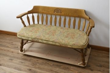 中古　ナラ(楢)材　飛騨家具　WINDS太平　楢(ナラ)材　どこから見ても美しいデザインが魅力的なベンチ(二人掛け、2P、長椅子、イス)(R-079493)