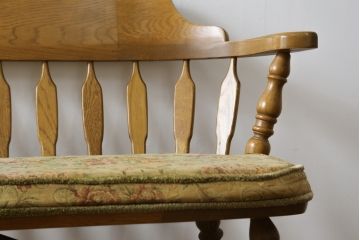中古　ナラ(楢)材　飛騨家具　WINDS太平　楢(ナラ)材　どこから見ても美しいデザインが魅力的なベンチ(二人掛け、2P、長椅子、イス)(R-079493)