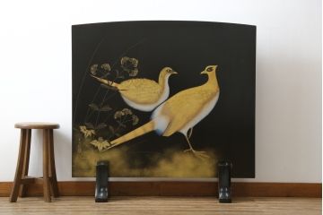 和製ビンテージ　輪島塗り　日展作家　加治武　キジ(雉)のつがいを描いた美しい蒔絵が目を引く衝立て(パーテーション、衝い立て、つい立て、間仕切り、ディスプレイ、ヴィンテージ)(R-079496)