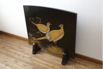 和製ビンテージ　輪島塗り　日展作家　加治武　キジ(雉)のつがいを描いた美しい蒔絵が目を引く衝立て(パーテーション、衝い立て、つい立て、間仕切り、ディスプレイ、ヴィンテージ)(R-079496)