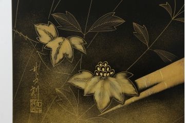 和製ビンテージ　輪島塗り　日展作家　加治武　キジ(雉)のつがいを描いた美しい蒔絵が目を引く衝立て(パーテーション、衝い立て、つい立て、間仕切り、ディスプレイ、ヴィンテージ)(R-079496)