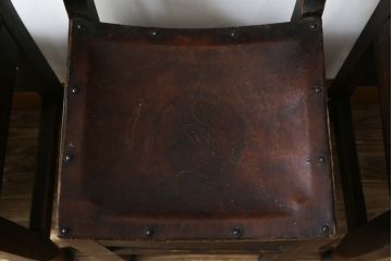 イギリスアンティーク　J Bennett　ビーチ材　エルム材　本革(レザー)　個性的で珍しいデザインが目を引くダイニングチェア4脚セット(椅子、いす、イス、アームレスチェア、英国、バラ売り可能)(R-079498)