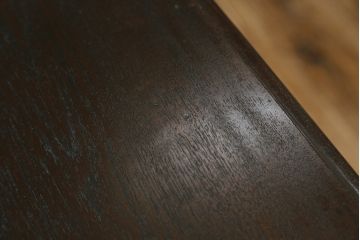 和製アンティーク　大正ロマン　希少デザイン!!　細部の装飾にもこだわりを感じる古い洋館の小振りなデスク(両袖机、両袖デスク、平机、ワークデスク、在宅用、在宅ワーク用)(R-079500)
