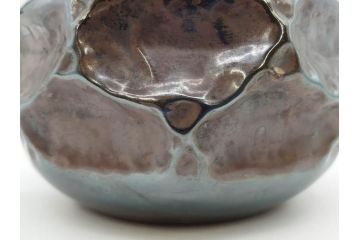 純銀　造りこまれたデザインが目を引く銀瓶(煎茶、薬缶、銀水注、湯沸し、茶道具、やかん、水指、急須)(R-079503)