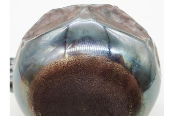 純銀　造りこまれたデザインが目を引く銀瓶(煎茶、薬缶、銀水注、湯沸し、茶道具、やかん、水指、急須)(R-079503)