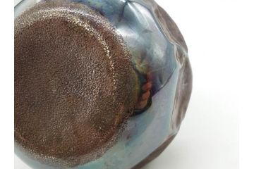 純銀　造りこまれたデザインが目を引く銀瓶(煎茶、薬缶、銀水注、湯沸し、茶道具、やかん、水指、急須)(R-079503)