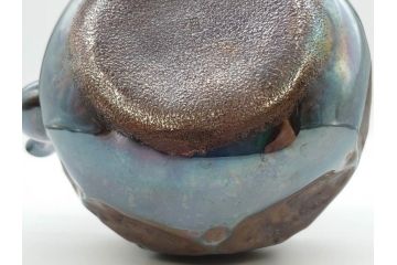 純銀　造りこまれたデザインが目を引く銀瓶(煎茶、薬缶、銀水注、湯沸し、茶道具、やかん、水指、急須)(R-079503)