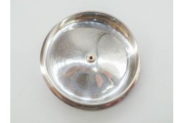 純銀　造りこまれたデザインが目を引く銀瓶(煎茶、薬缶、銀水注、湯沸し、茶道具、やかん、水指、急須)(R-079503)