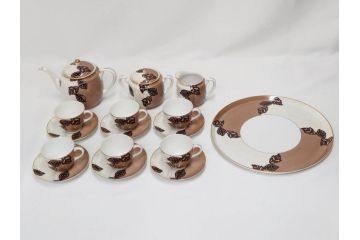 戦前　オールドTOTO　東洋陶器　TOYOTOKI KAISHA　落ち着いた上品さが魅力のティーセット(金彩、葉模様、東陶、トートー、プレート、ティーポット、ティーカップ、ソーサー、クリーマー、ミルクジャー、シュガーポット、ケース付き)(R-079510)　　