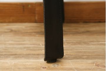 中古　Cassina(カッシーナ)　412　CAB(キャブ)　MARIO BELLINI(マリオベリーニ)　ブラック(黒)　シンプルモダンな空間づくりに活躍するアームレスチェア(ダイニングチェア、椅子、イス)(定価約24万円)(R-079511)