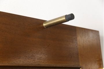 中古　特注品　クラシカルで重厚感のある佇まいが魅力的なドア1枚(木製扉、建具)(R-079512)