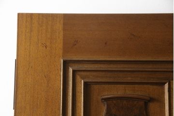 中古　特注品　クラシカルで重厚感のある佇まいが魅力的なドア1枚(木製扉、建具)(R-079512)