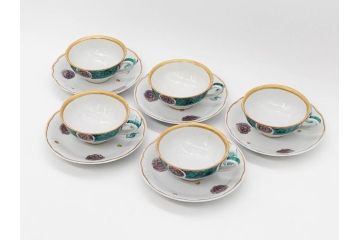 正木春蔵　九谷焼　色絵　染付　上品な花のデザインが魅力のカップ&ソーサー5客セット(金彩、フラワー、植物、C&S、碗皿、洋食器、裏印)(R-079516)