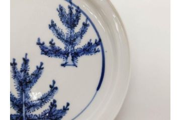 正木春蔵　九谷焼　染付　色絵　松梅文　約14cm　4.7寸　緻密なデザインが魅力の小皿5枚セット(花、樹木、豆皿、和皿、和食器、四寸七分)(R-079518)