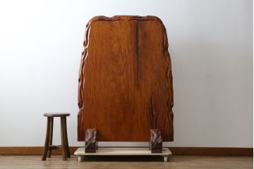 和製ビンテージ　美品　楠の木(クスノキ)　一枚板　風雅な梅の図をあしらった彫刻入りの衝立て(パーテーション、衝い立て、つい立て、間仕切り、ディスプレイ)(R-079533)