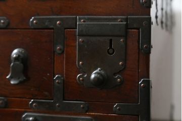 和製アンティーク　明治大正期　上手物!!　総欅(ケヤキ)材　新潟産　銅金具　和の趣たっぷりの硯箱(筆箱、小引き出し、小物収納、卓上収納、印箱、掛硯、掛け硯)(R-079534)
