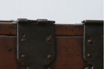 和製アンティーク　明治大正期　上手物!!　総欅(ケヤキ)材　新潟産　銅金具　和の趣たっぷりの硯箱(筆箱、小引き出し、小物収納、卓上収納、印箱、掛硯、掛け硯)(R-079534)