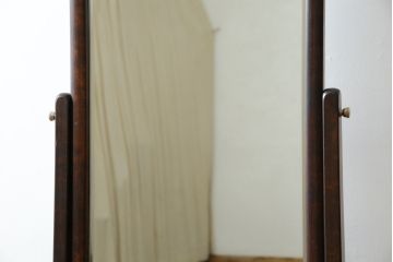 中古　松本民芸家具　シンプルながら品の良い佇まいが魅力のD型姿見(スタンドミラー、鏡)(定価約14万8千円)(R-079536)