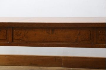 中古　DREXEL HERITAGE(ドレクセルヘリテイジ)　Triune(トライユン)　マホガニー材　クラシカルな佇まいのカクテルテーブル(センターテーブル、リビングテーブル、ローテーブル)(R-079539)
