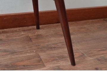 イギリスビンテージ　ERCOL(アーコール)　落ち着いた色味とシンプルなデザインが魅力的なフープバックチェア(ダイニングチェア、ウィンザーチェア、ウインザーチェア、ワークチェア、板座チェア、椅子、イス、ヴィンテージ、英国、北欧)(R-079548)